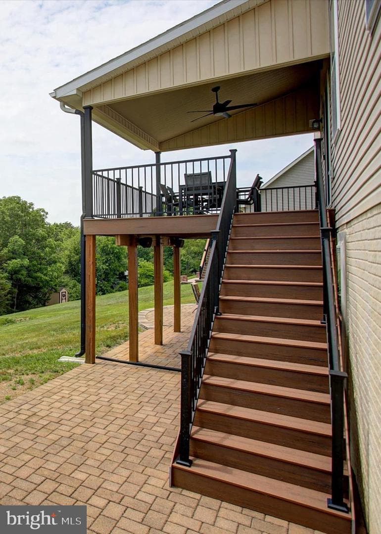 641 Shannon Drive N photo 22