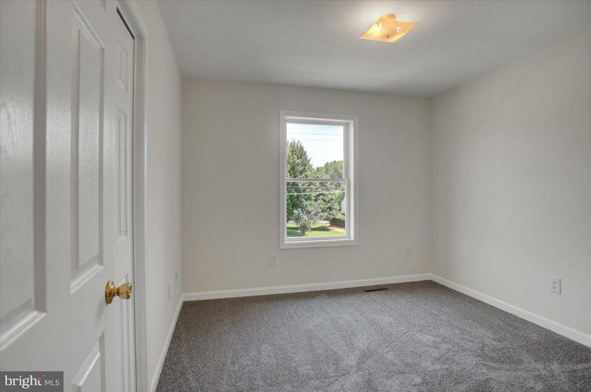 604 Fairview Avenue photo 23