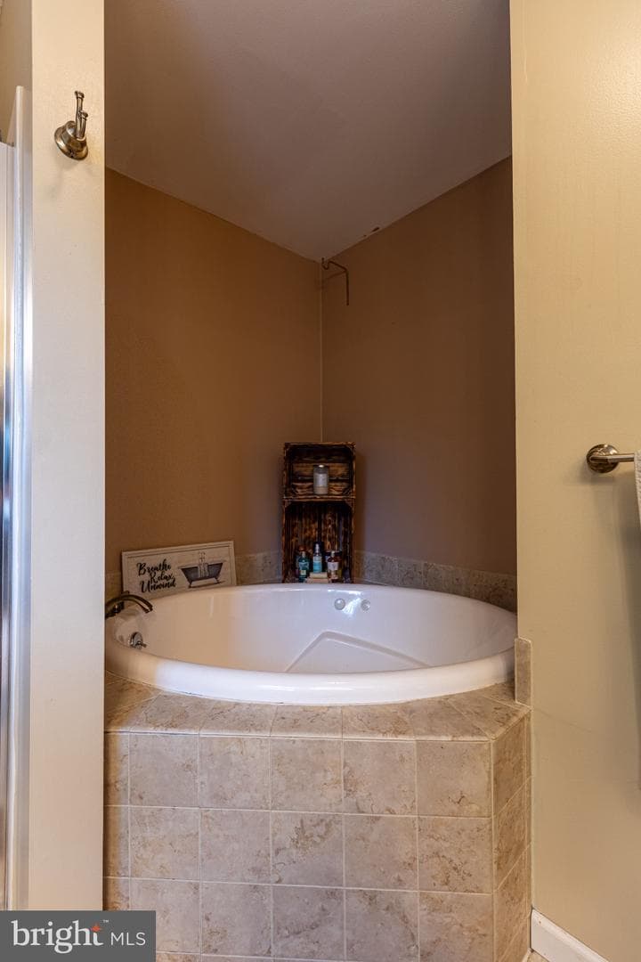 12345 Lincoln Way W photo 41