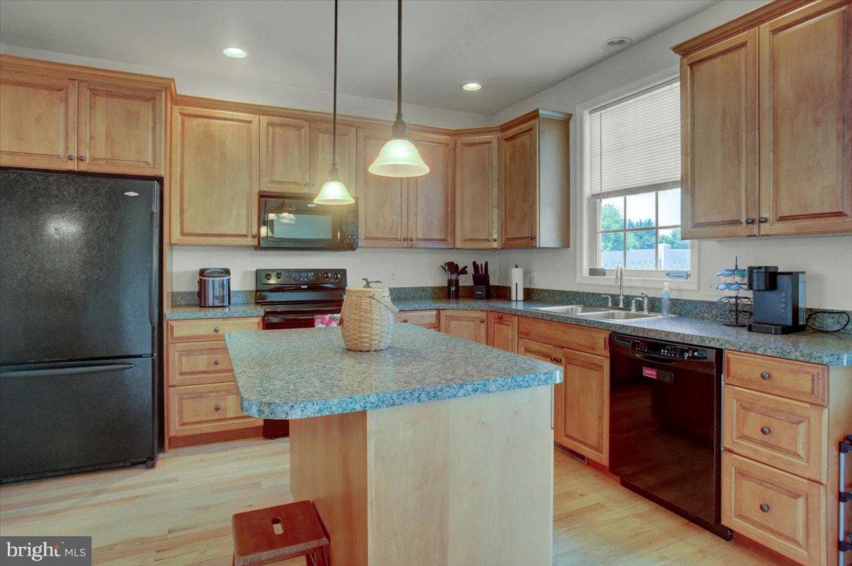 433 W Baltimore Street #b photo 10