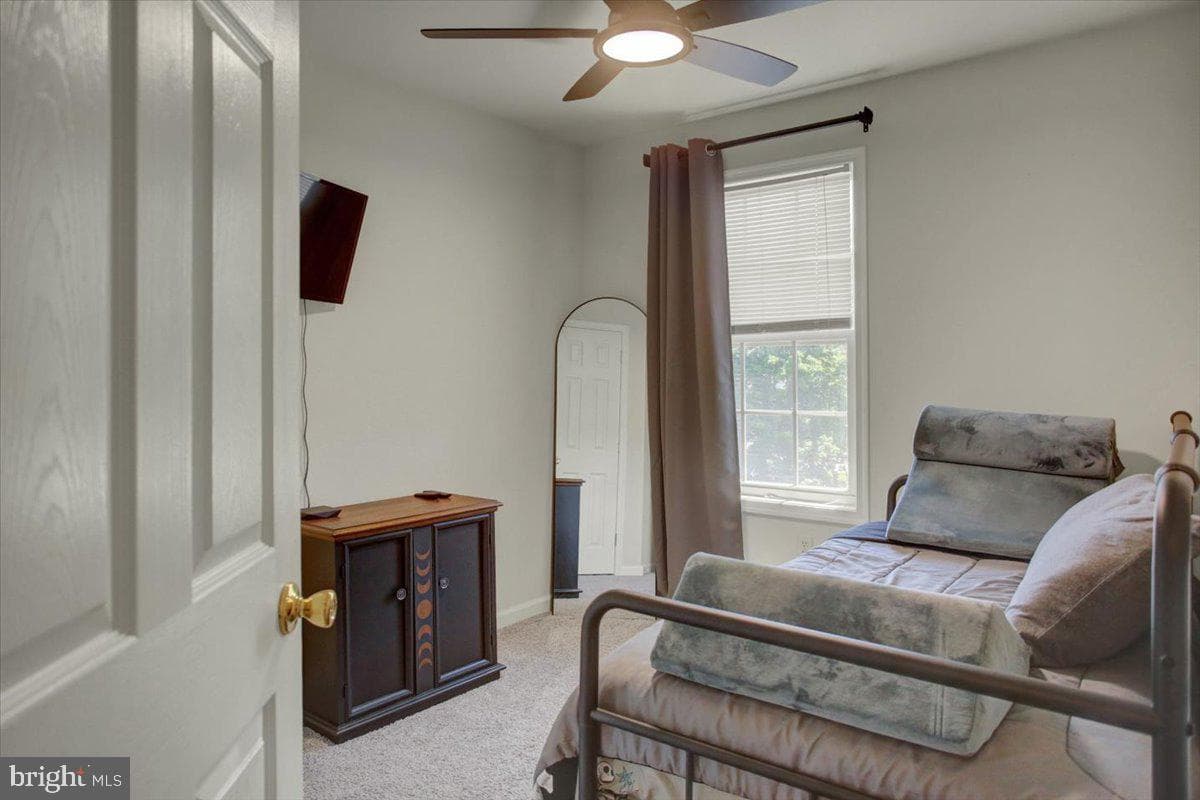 433 W Baltimore Street #b photo 23