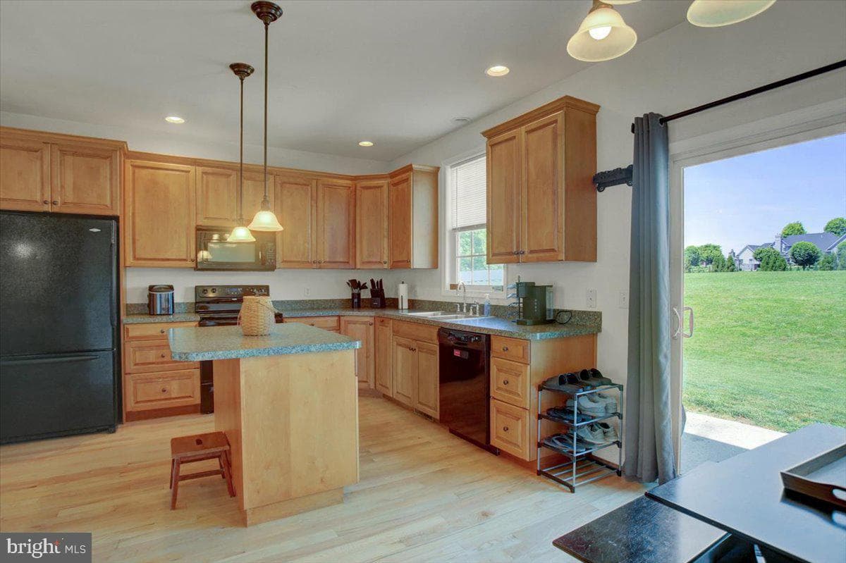 433 W Baltimore Street #b photo 9