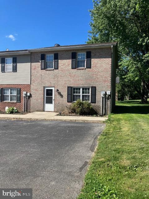 2339 Mccleary Drive photo 3