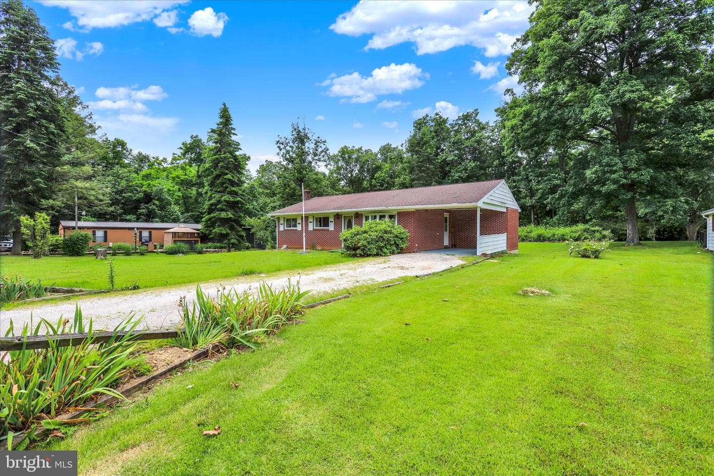 4986 Treher Road photo 3