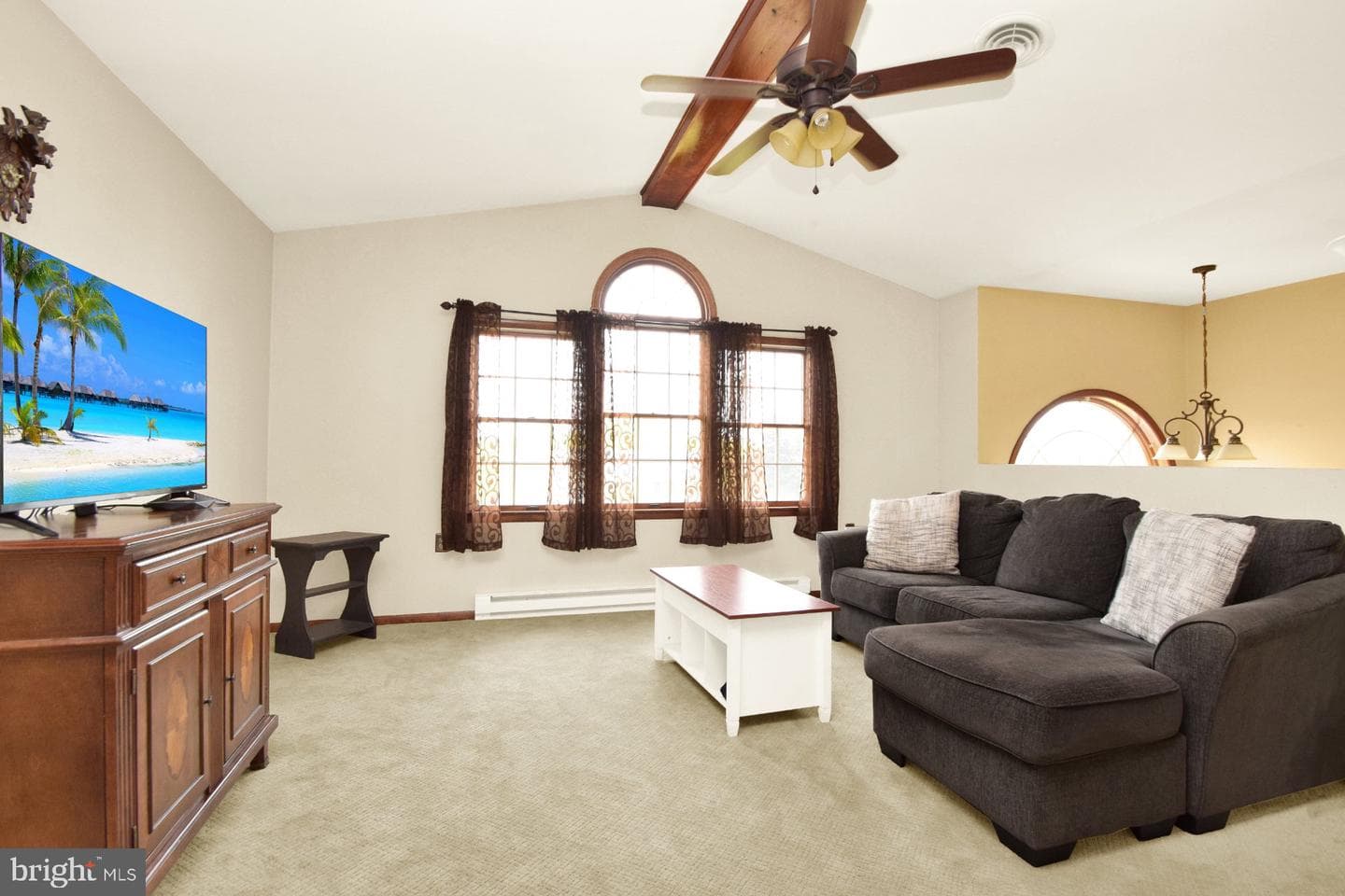 1228 Candice Lane photo 4
