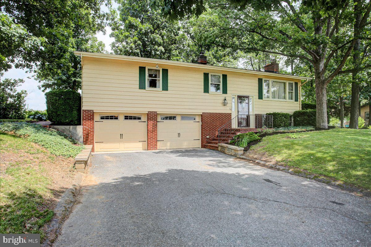 1355 Siloam Road, Chambersburg