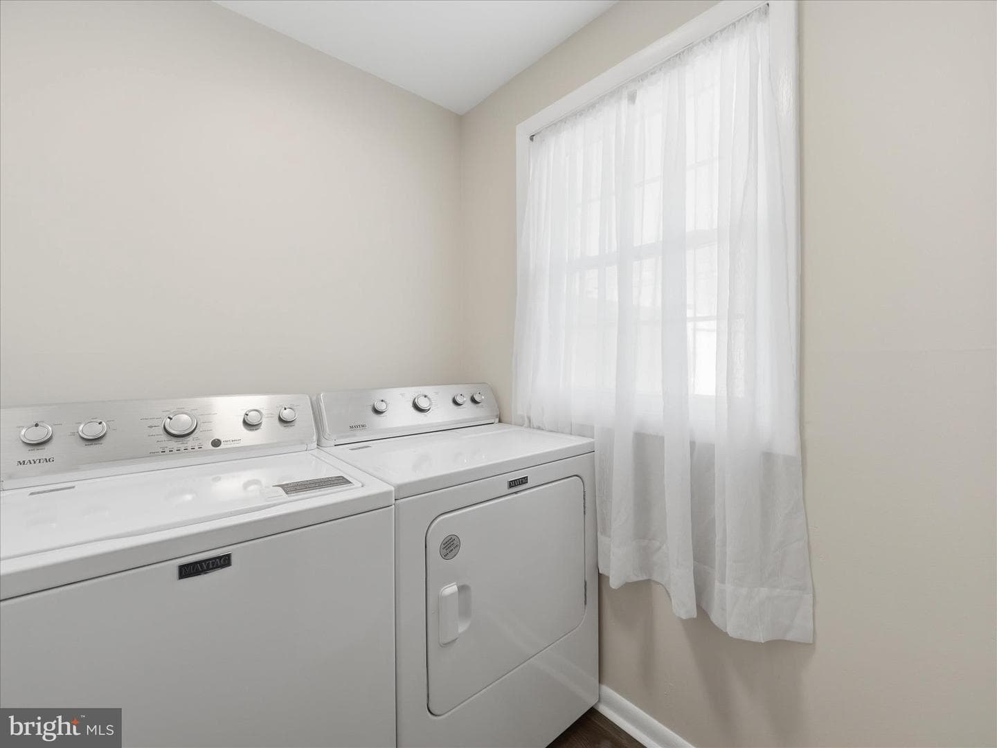 3450 Gregway Drive photo 15