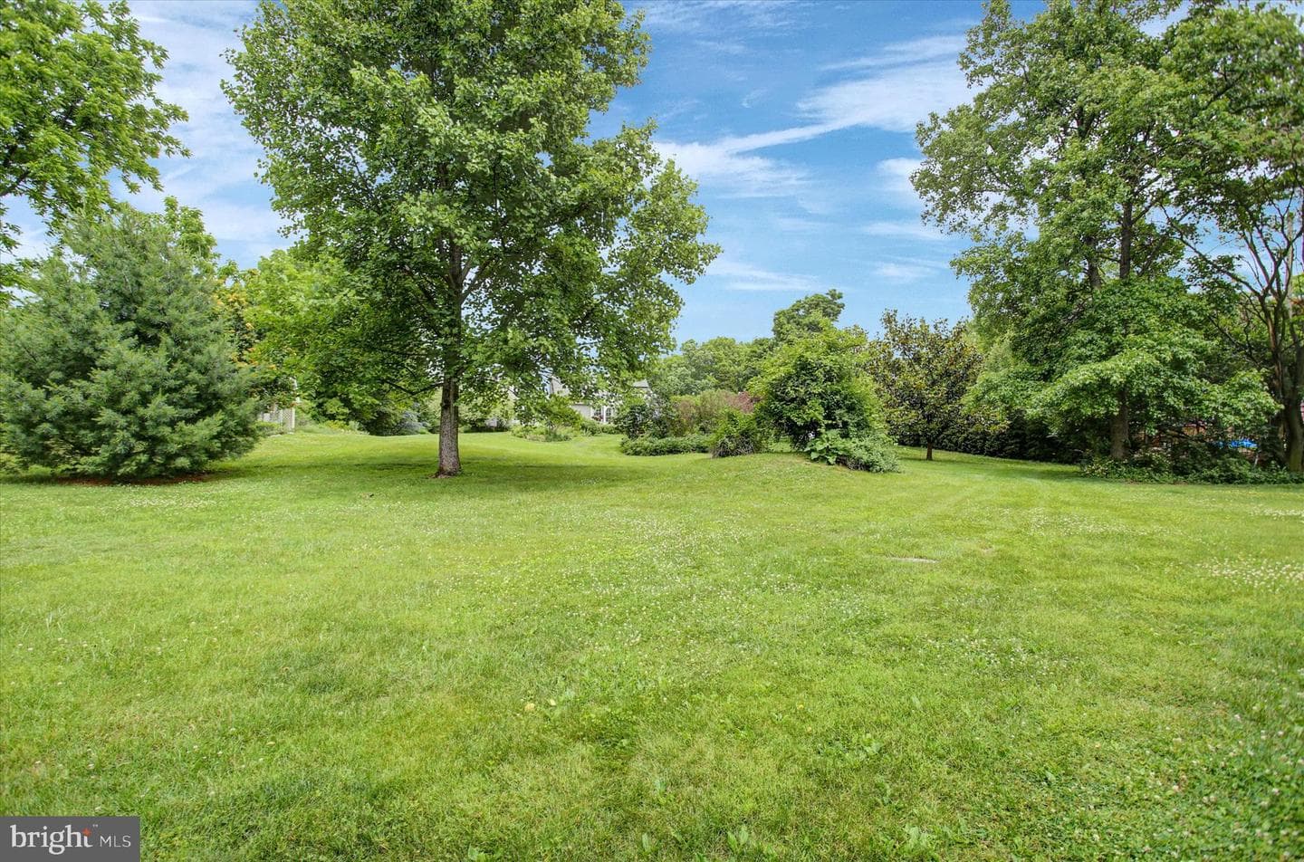 405 Westover Road photo 17