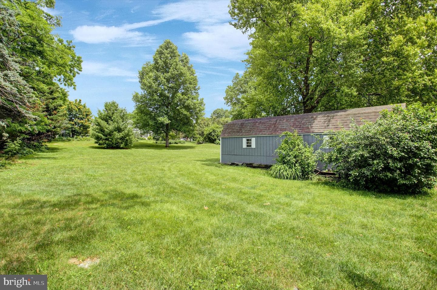 405 Westover Road photo 20