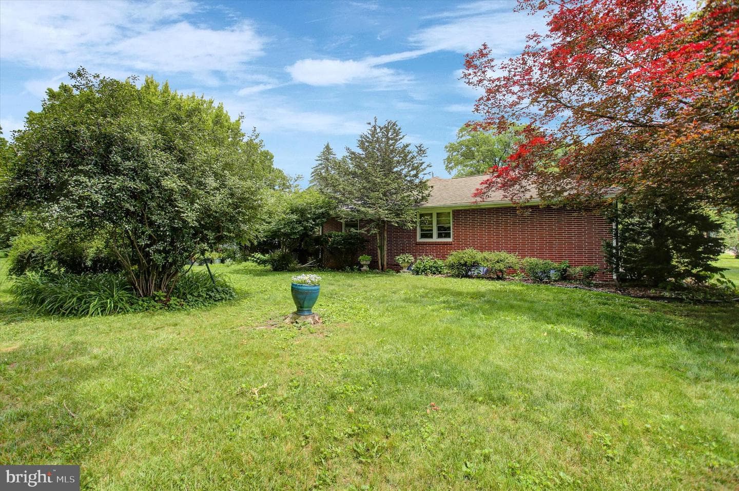 405 Westover Road photo 22