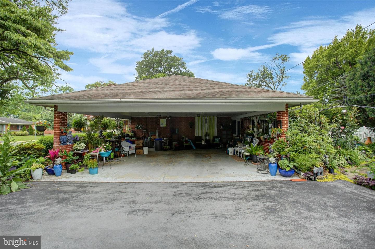 405 Westover Road photo 8