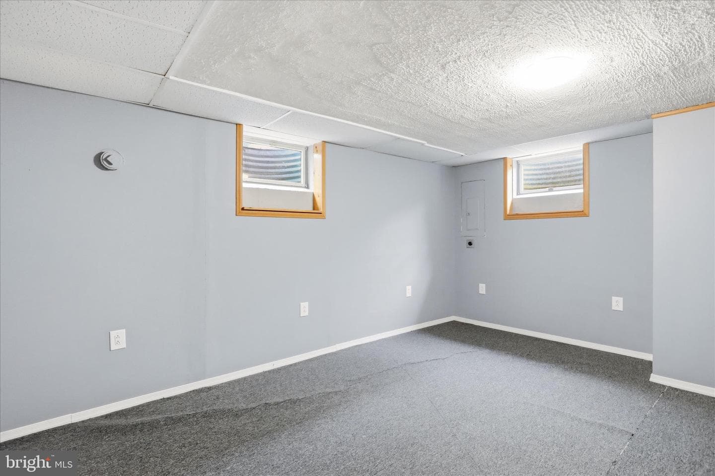 482 Starr Avenue photo 32