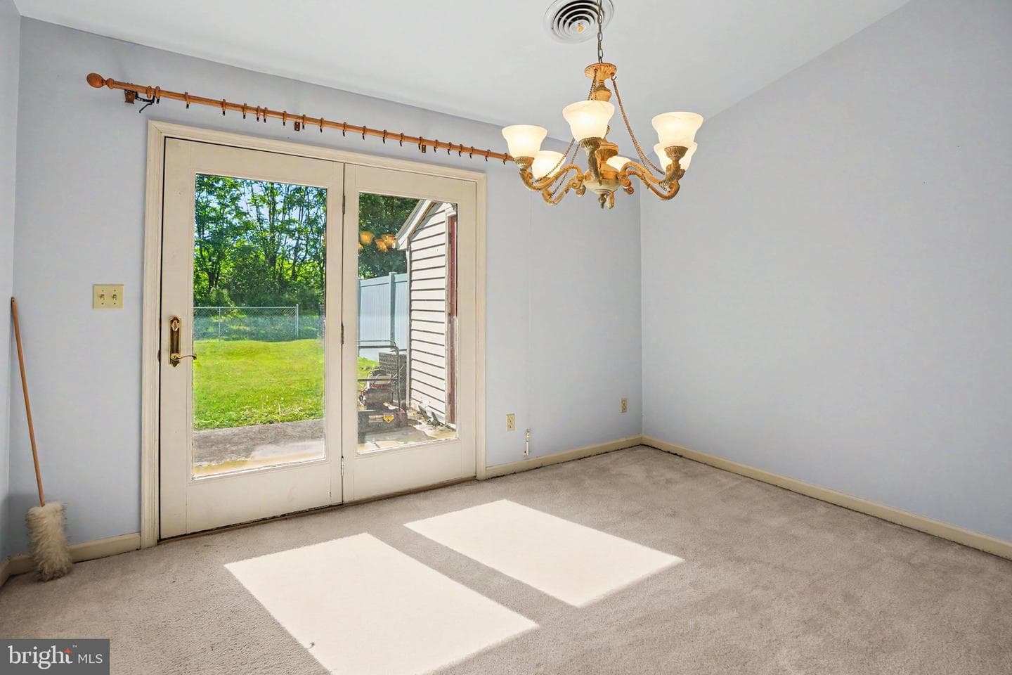 1208 Progress Road photo 9