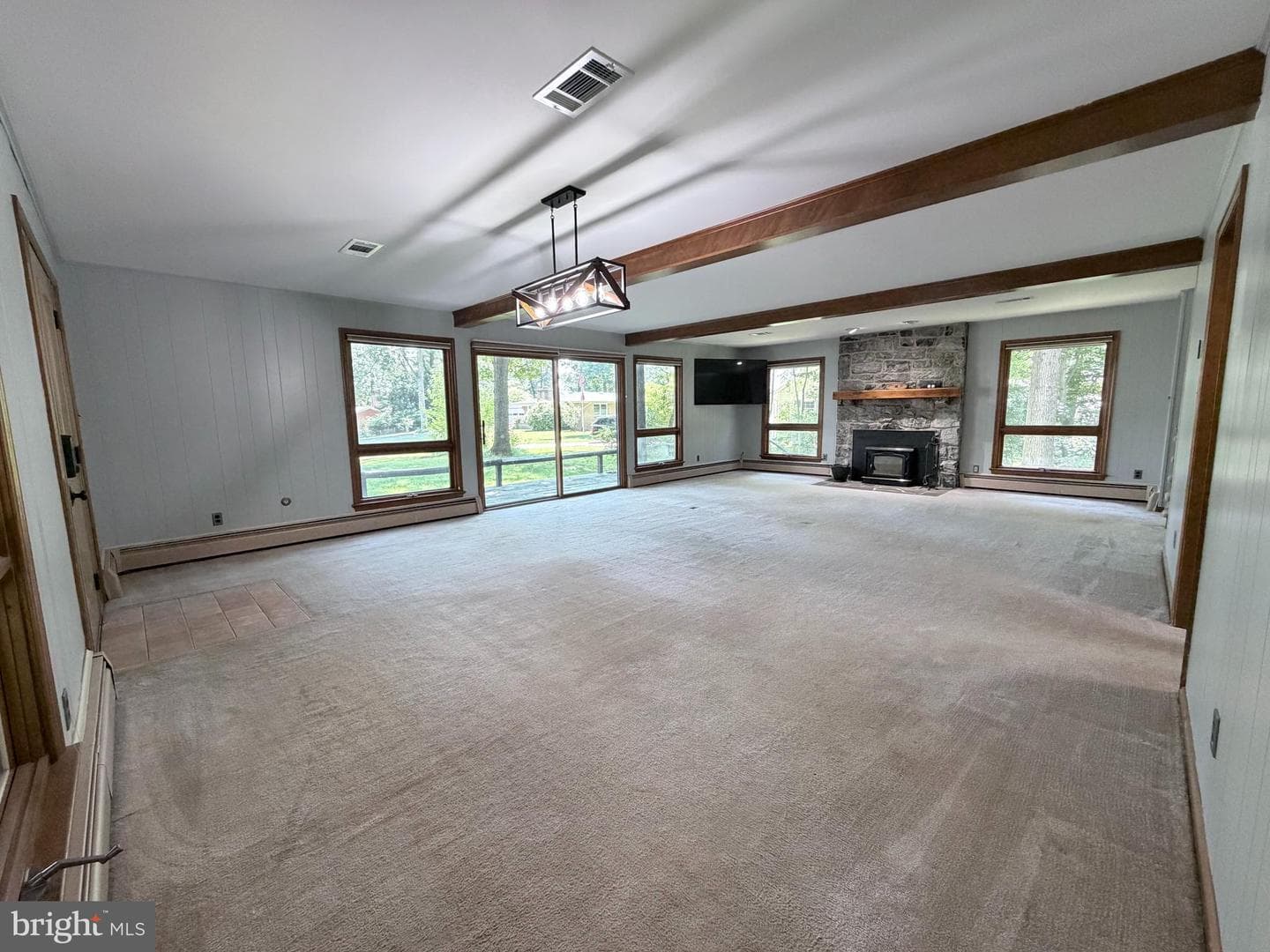 6067 Greenbriar Court photo 15
