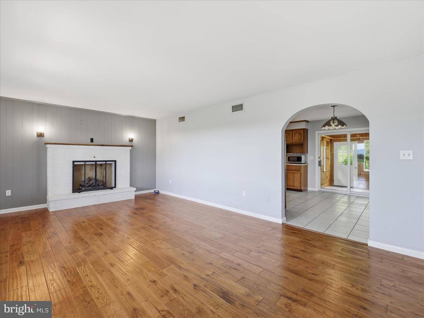 11141 Lincoln Way W photo 10