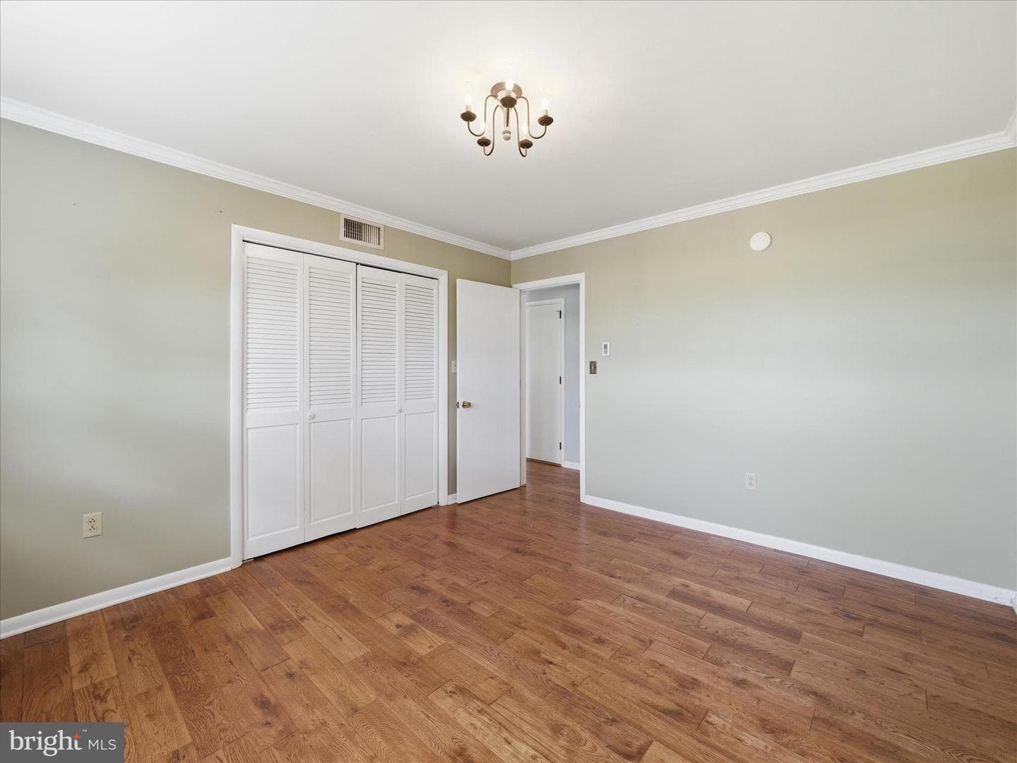 11141 Lincoln Way W photo 23