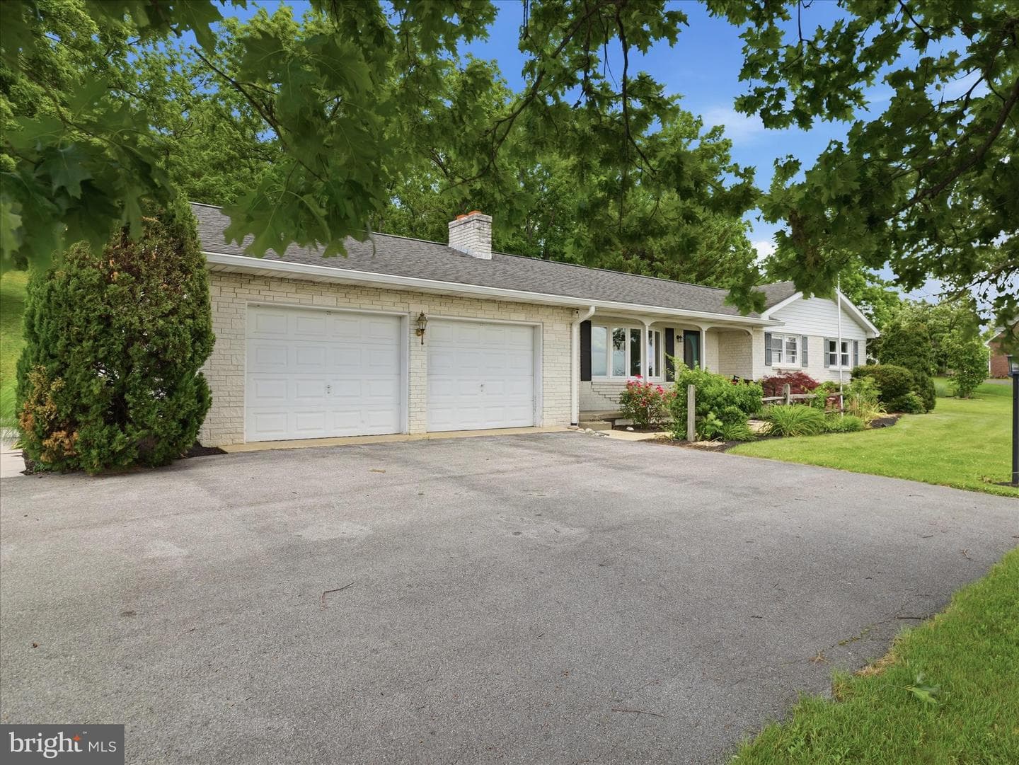 11141 Lincoln Way W photo 3