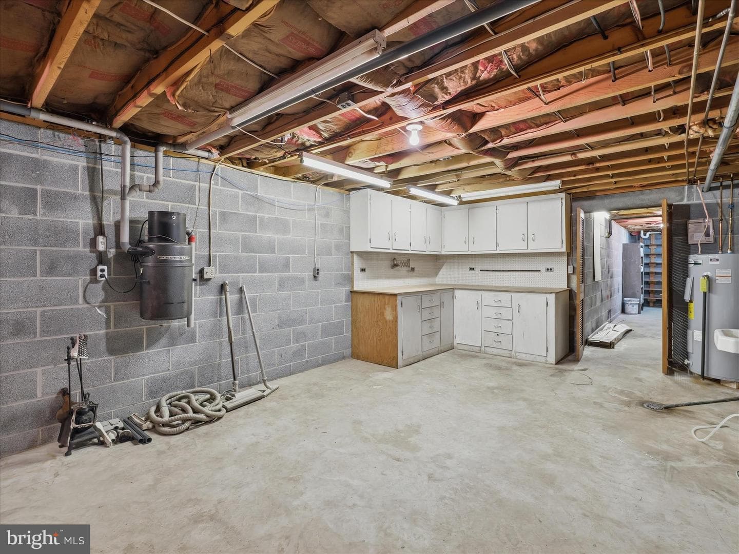 11141 Lincoln Way W photo 37