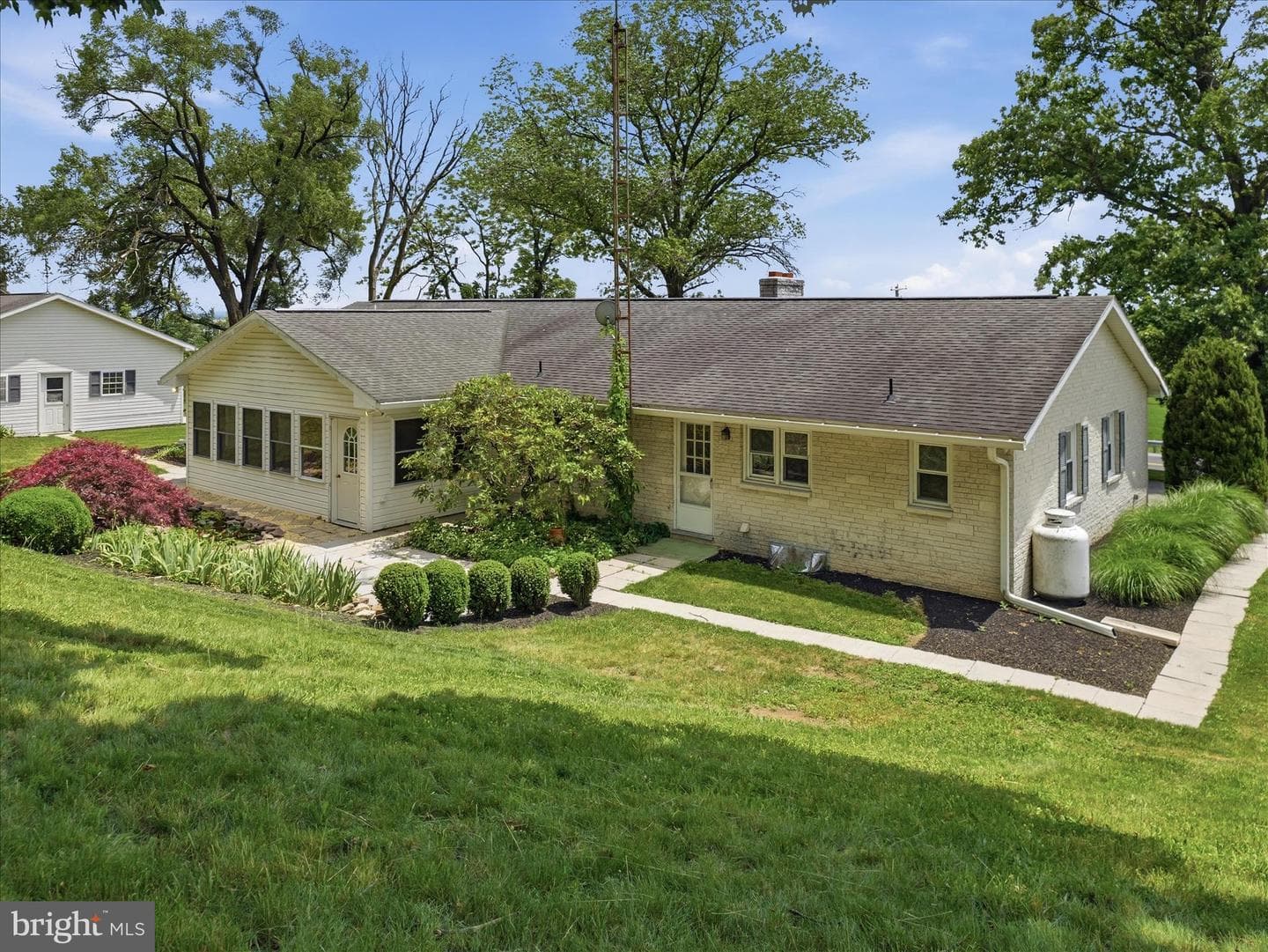 11141 Lincoln Way W photo 44