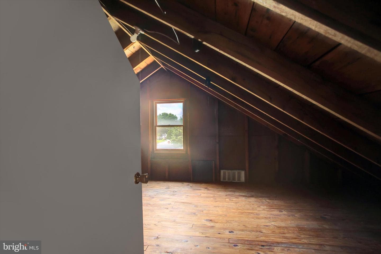 539 High Street photo 27