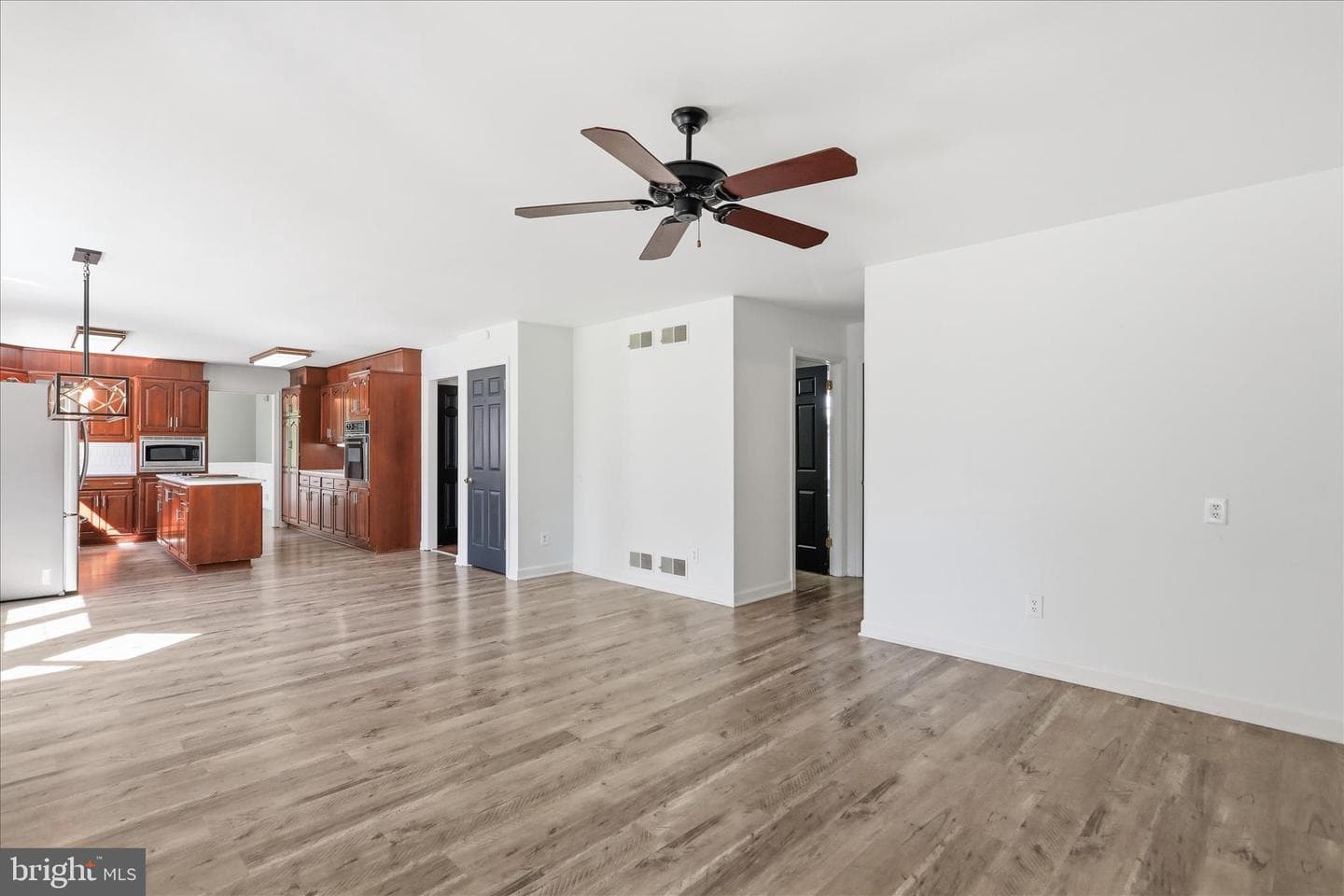 2242 Scotland Road photo 25