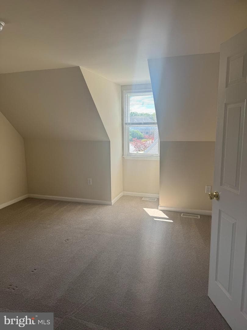 536 Bracken Drive photo 10