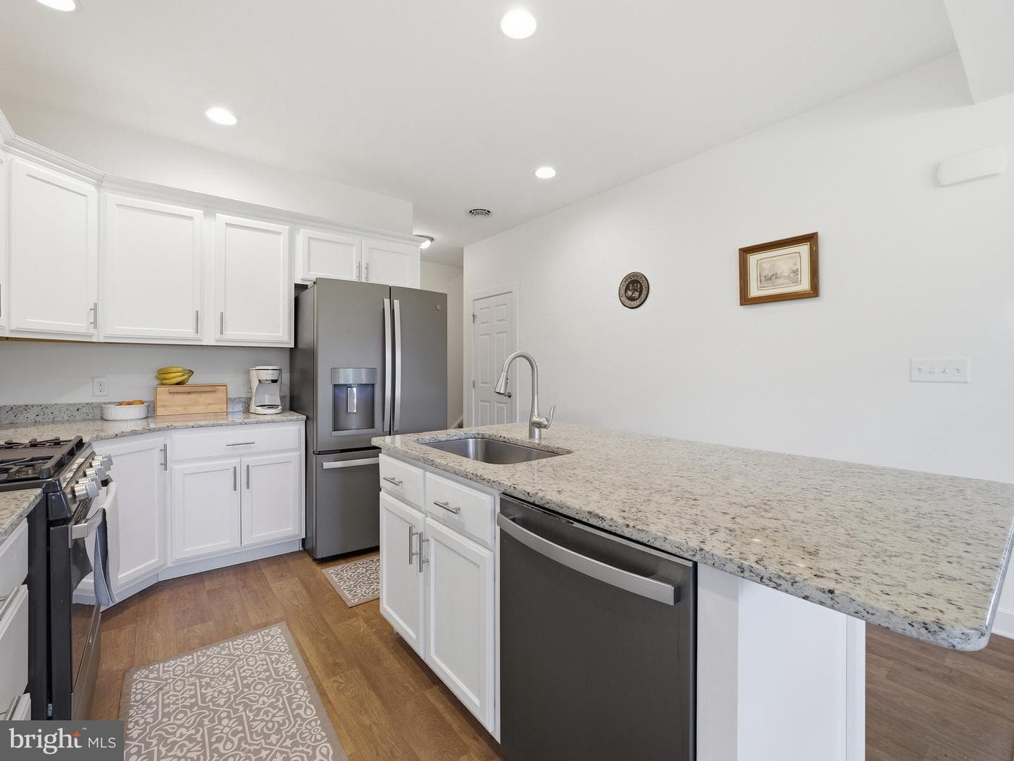 6099 Hot Springs Court photo 14