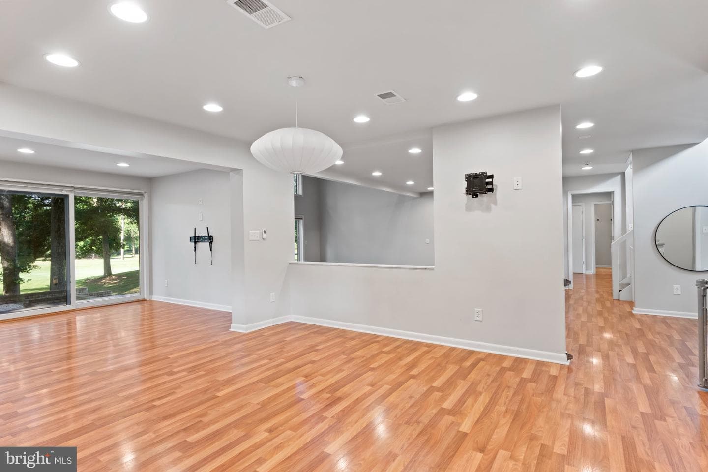 6566 Fairway Drive W photo 12