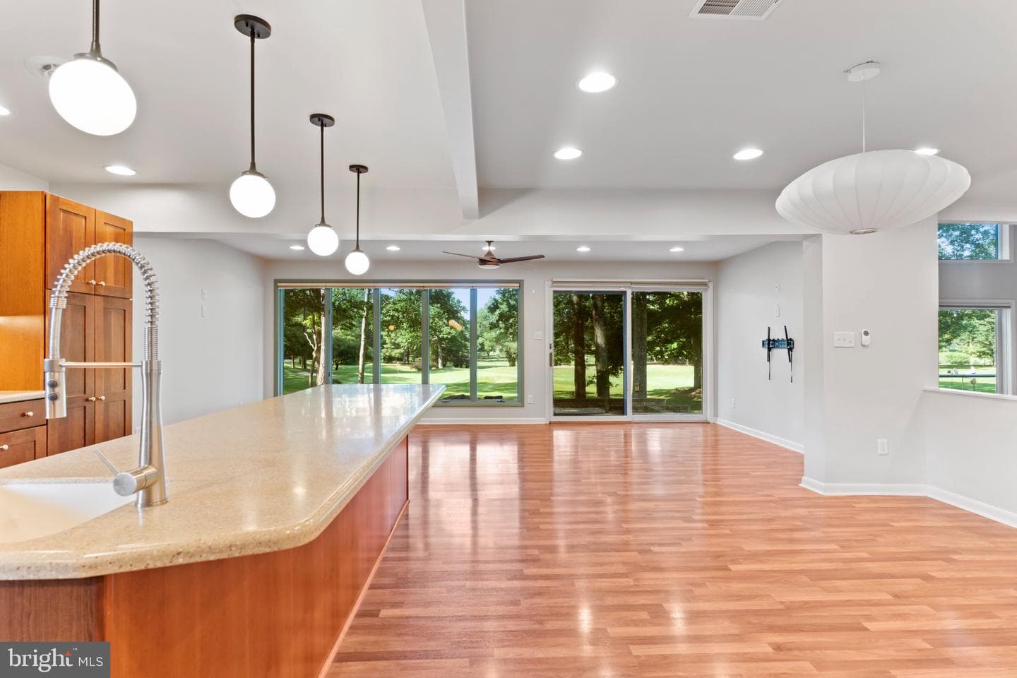 6566 Fairway Drive W photo 13