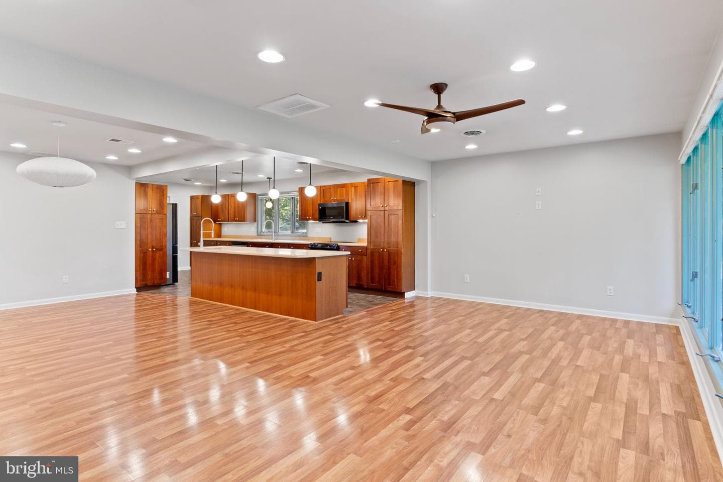 6566 Fairway Drive W photo 23
