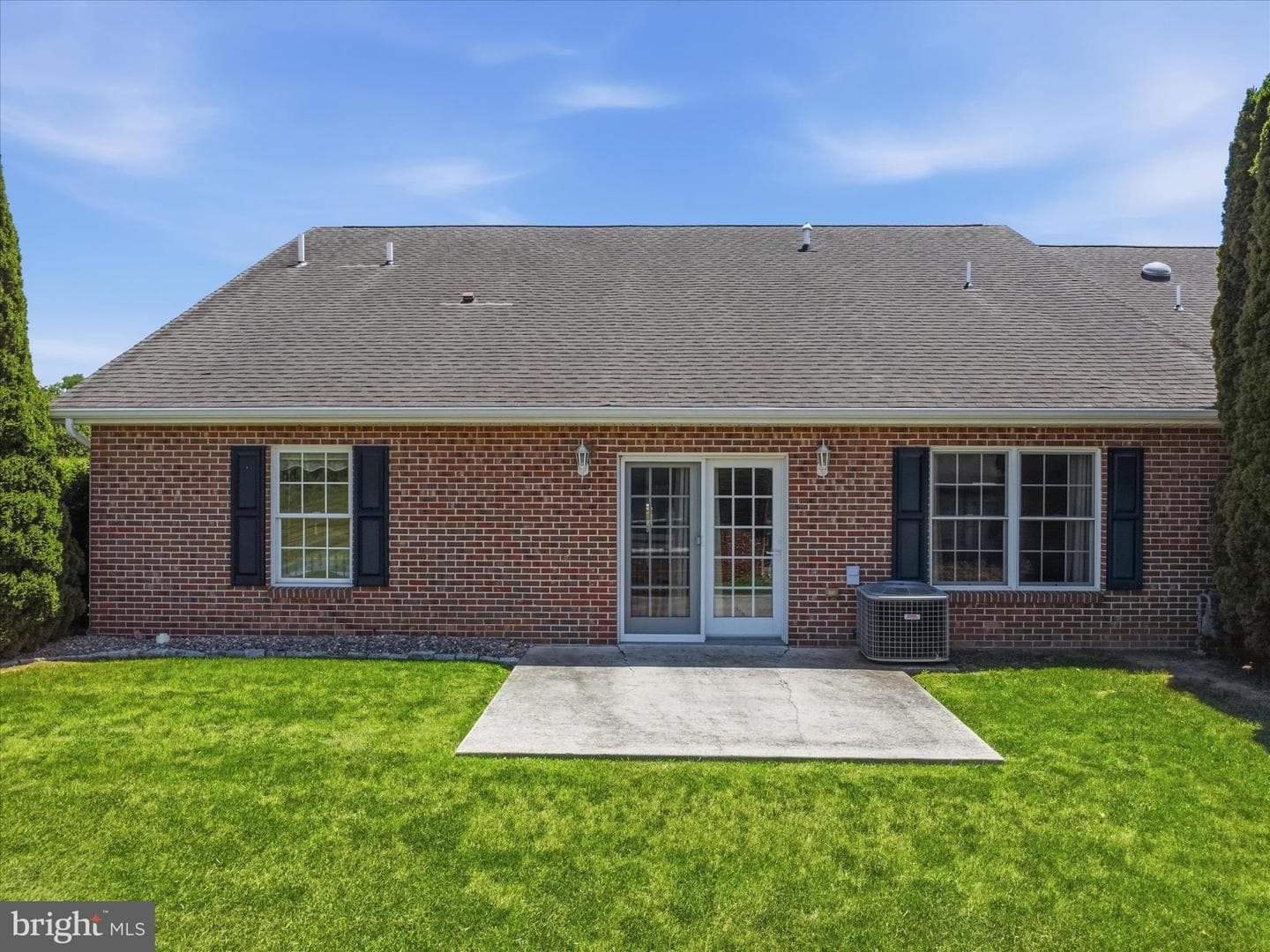 456 Moss Spring Avenue photo 6