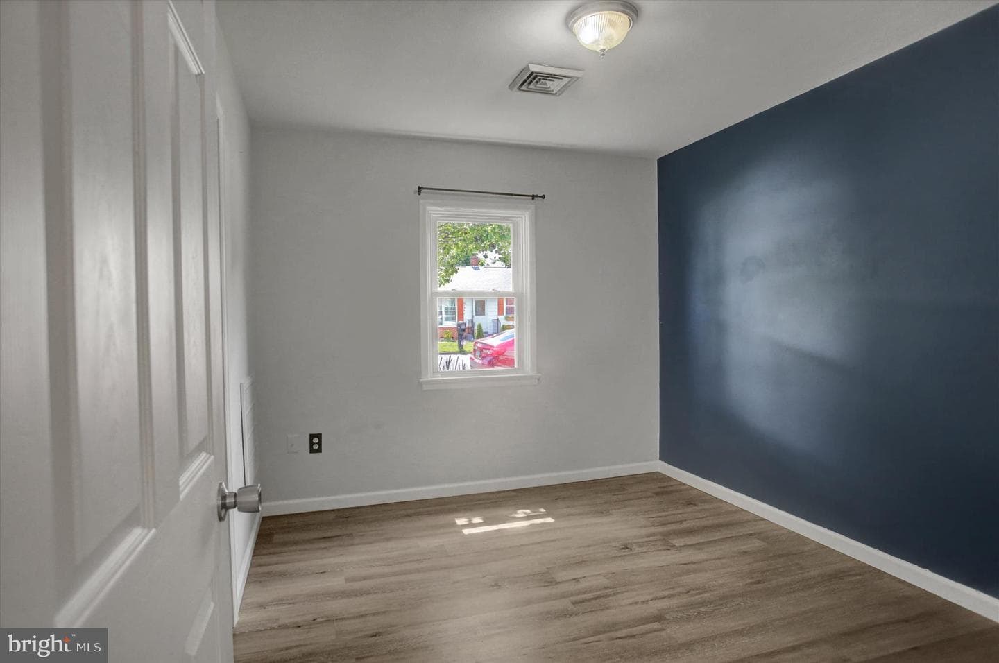 605 Prospect Avenue photo 36