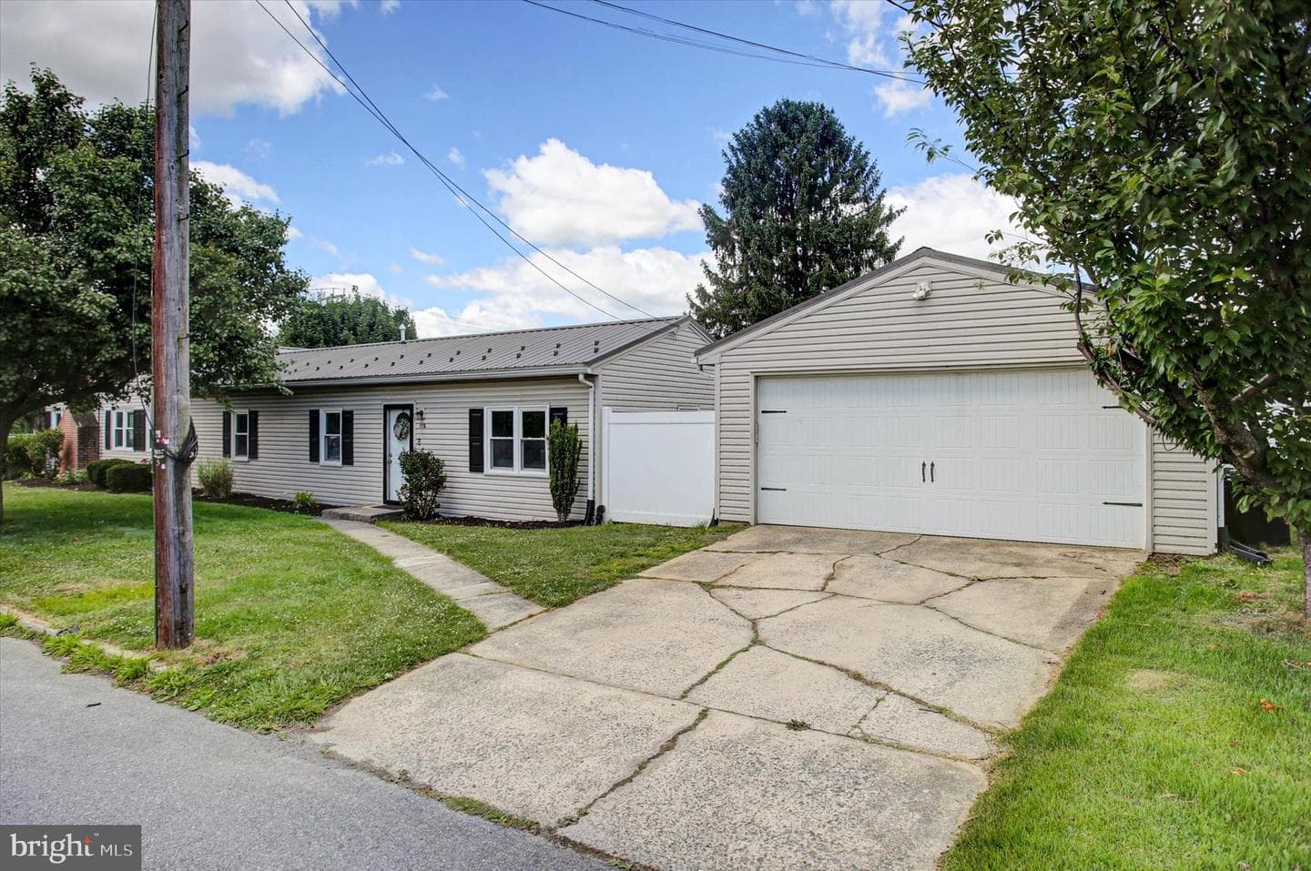 605 Prospect Avenue photo 50