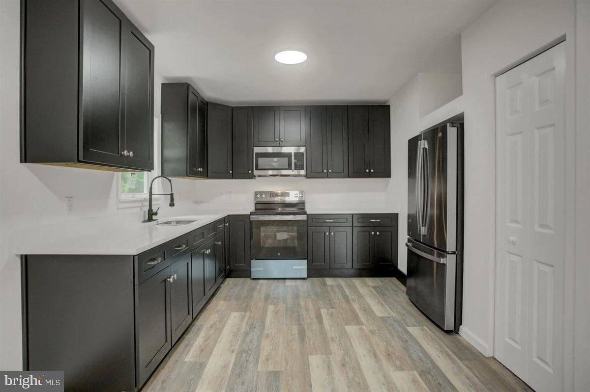 8179 Lincoln Way East photo 13