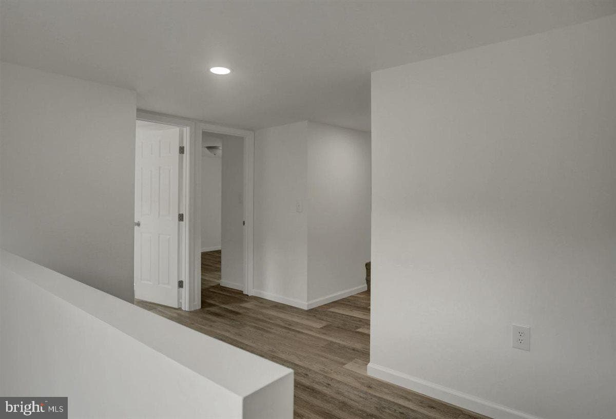 8179 Lincoln Way East photo 22