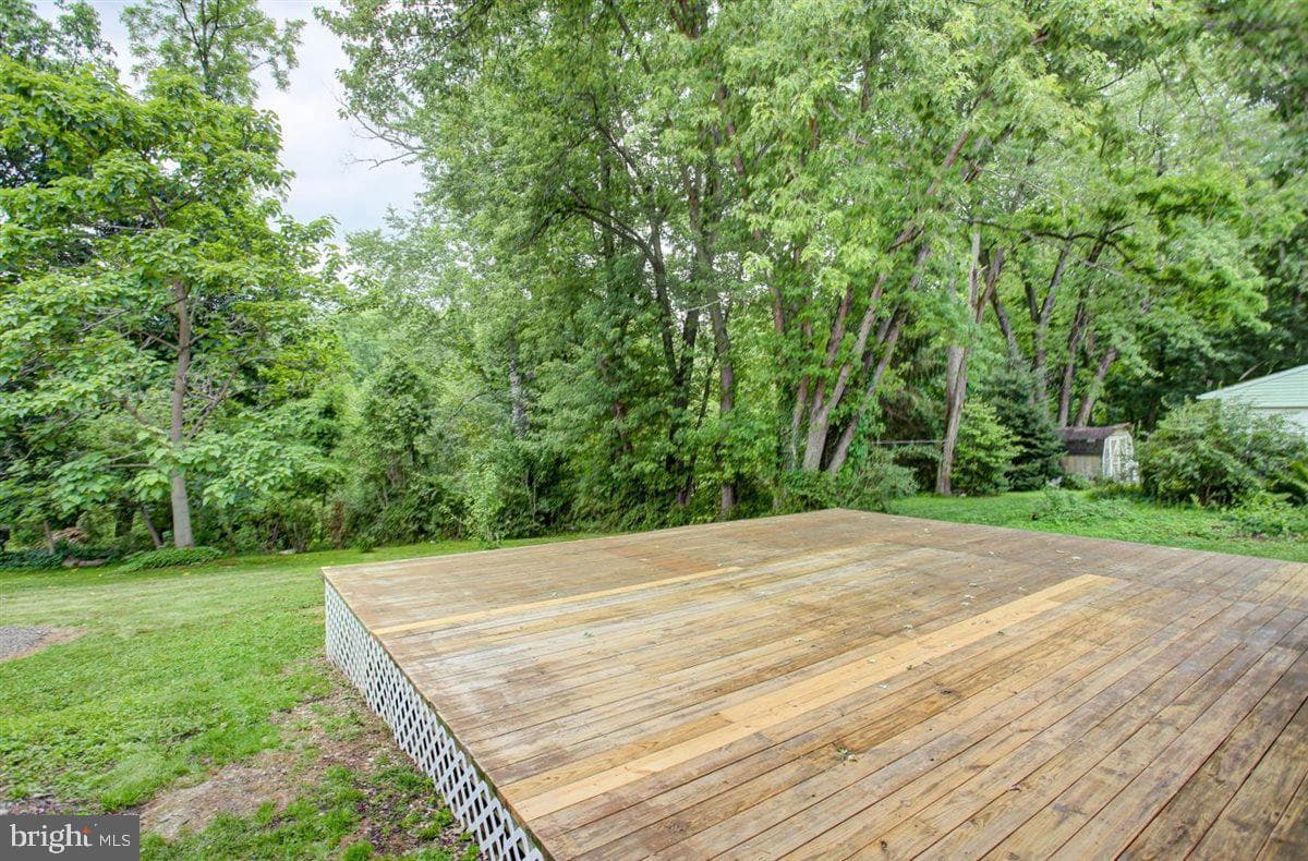 8179 Lincoln Way East photo 37