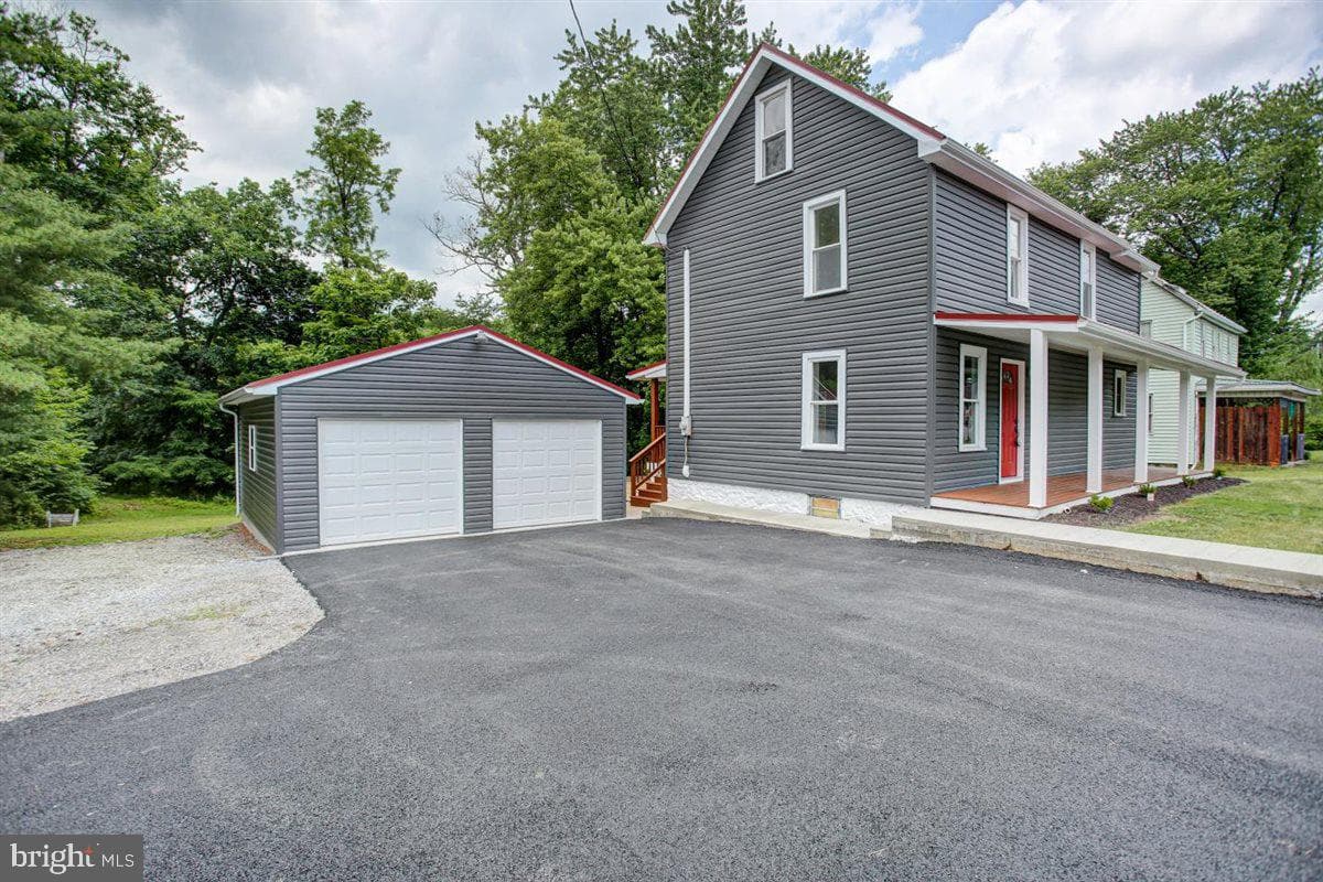 8179 Lincoln Way East photo 5