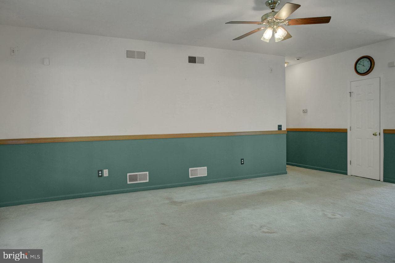 8333 Buchanan Trail W photo 10