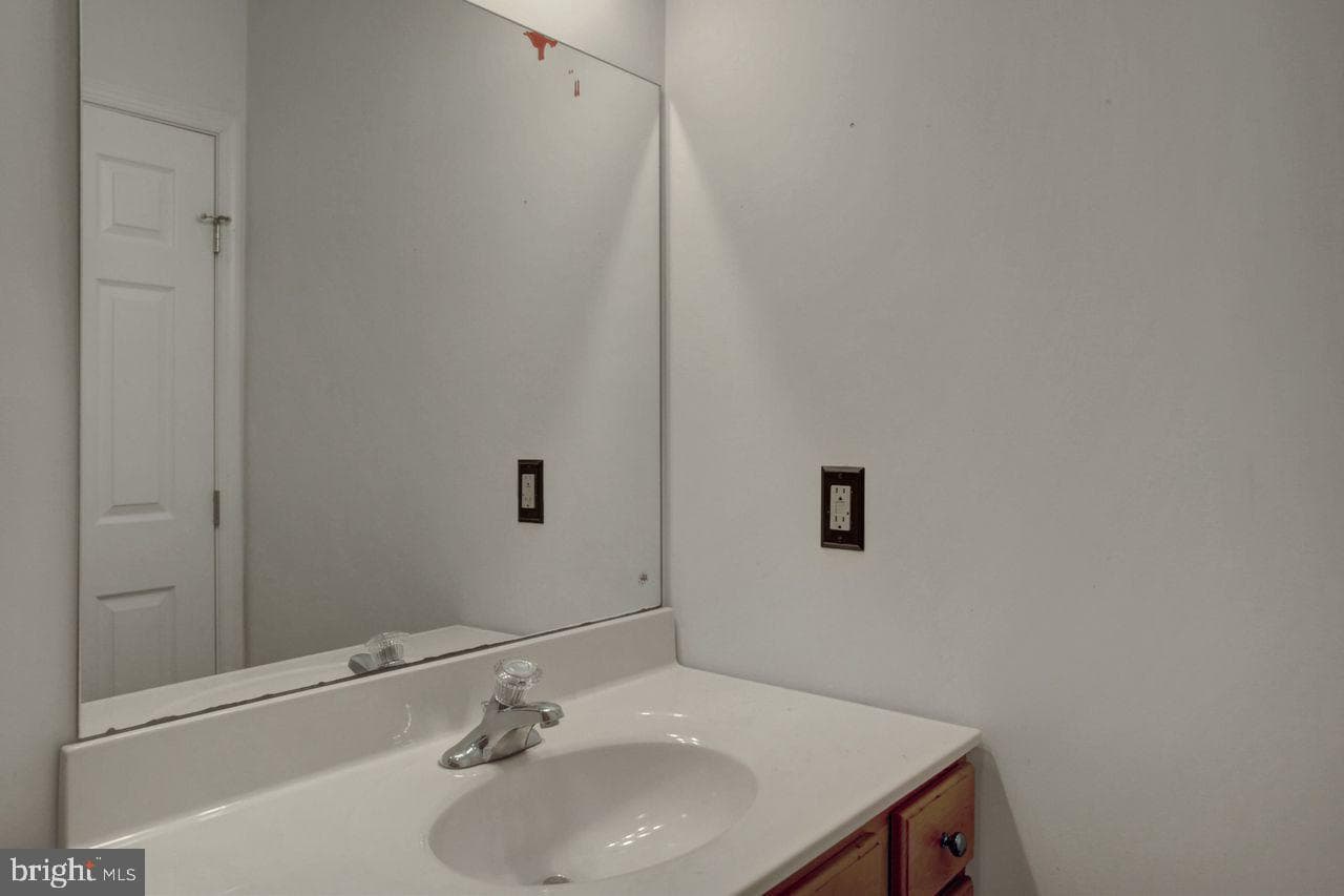8333 Buchanan Trail W photo 22