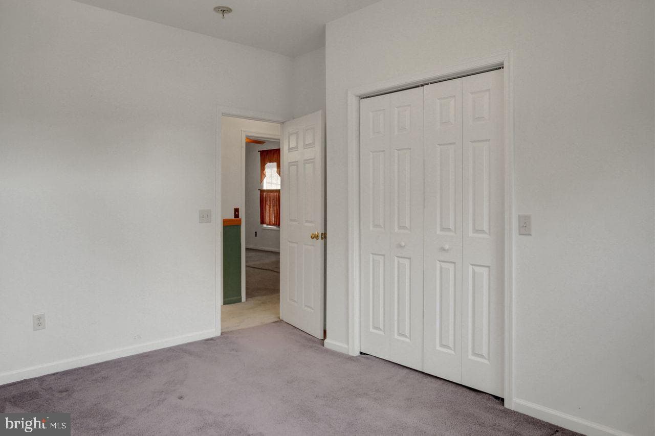 8333 Buchanan Trail W photo 24