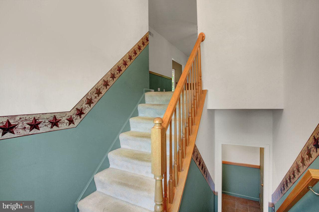 8333 Buchanan Trail W photo 7