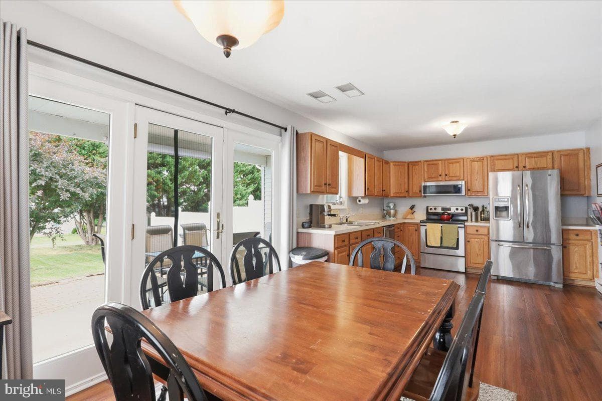 1145 Progress Road photo 20