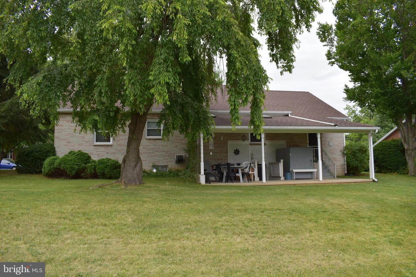 42 E Grandview Avenue photo 2