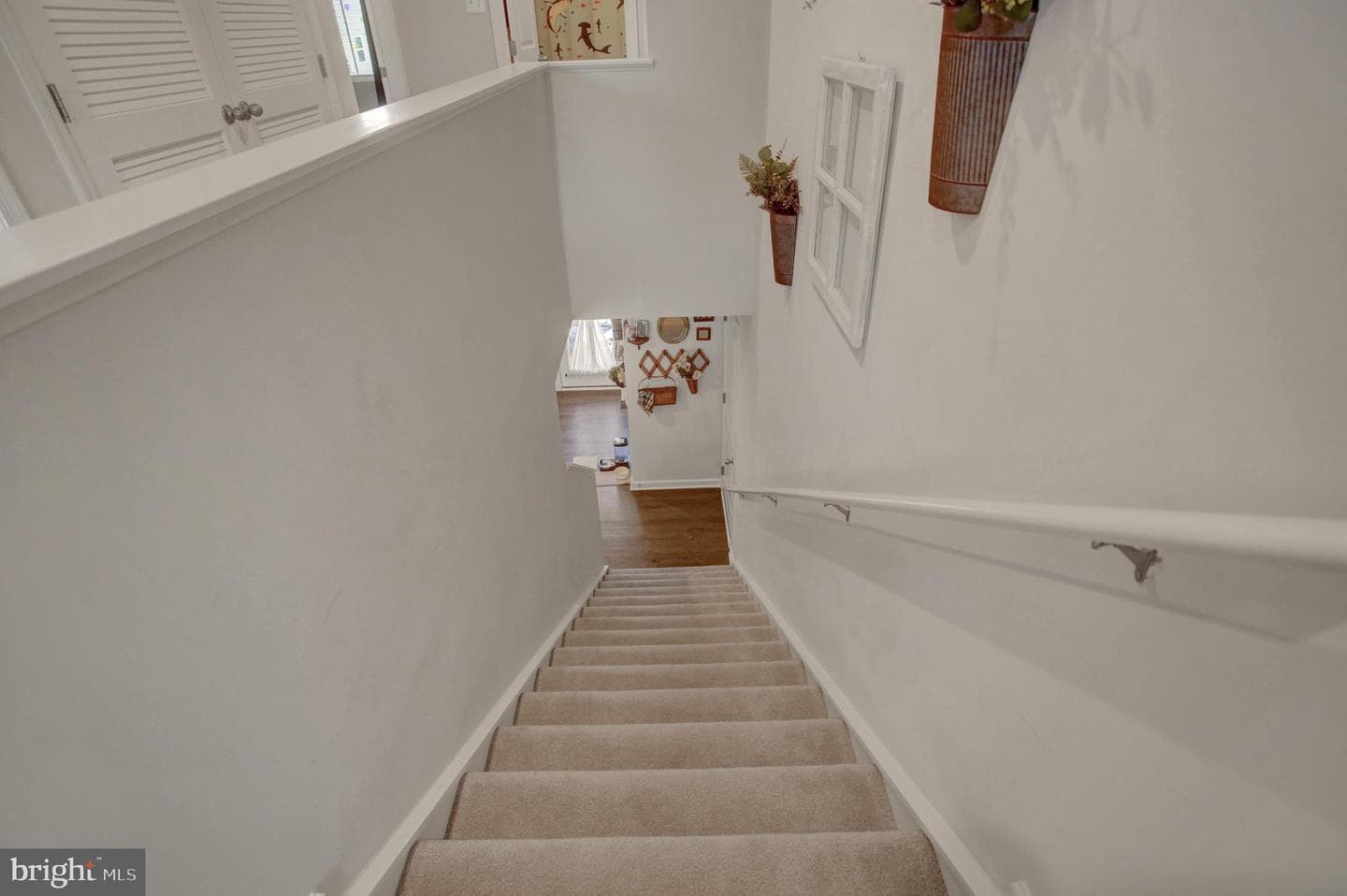 774 Raeann Drive photo 24