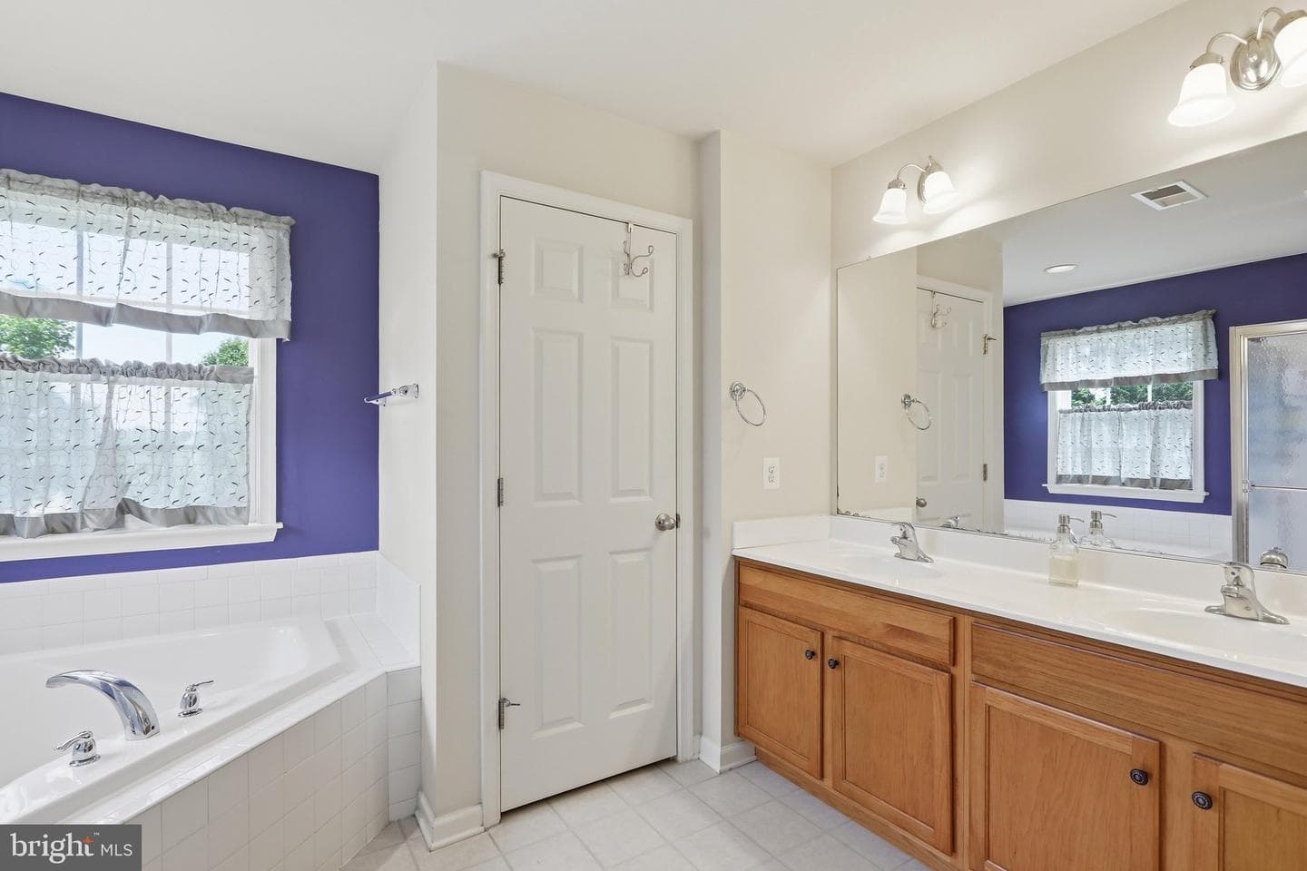 807 Crestwood Drive #106 photo 24