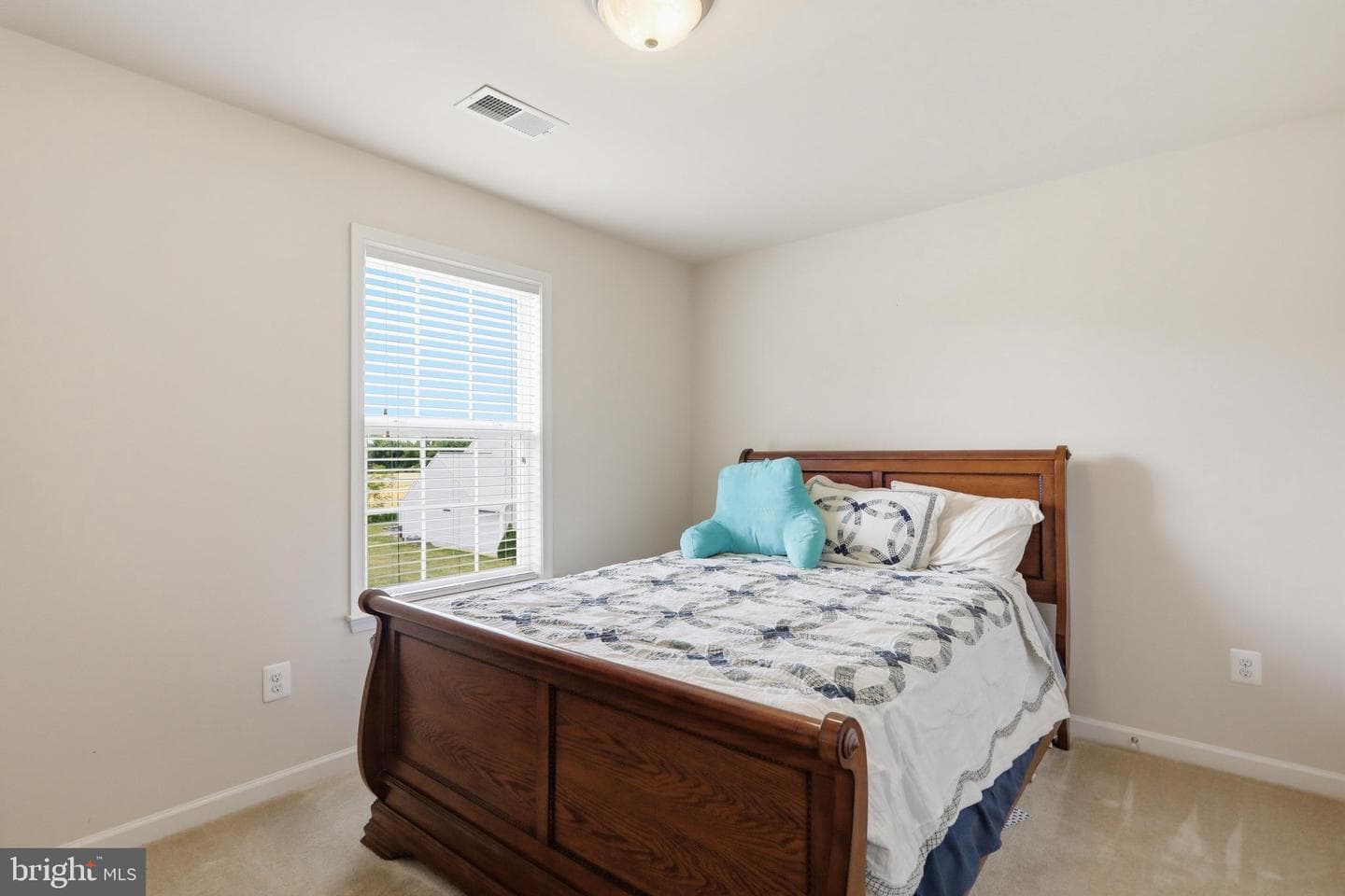 807 Crestwood Drive #106 photo 31