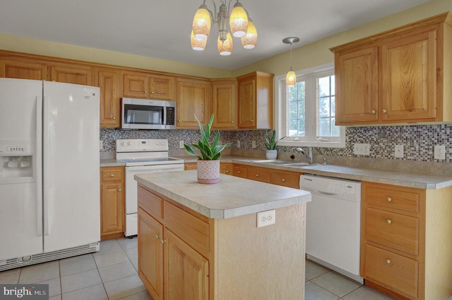 1724 Bell Avenue photo 16