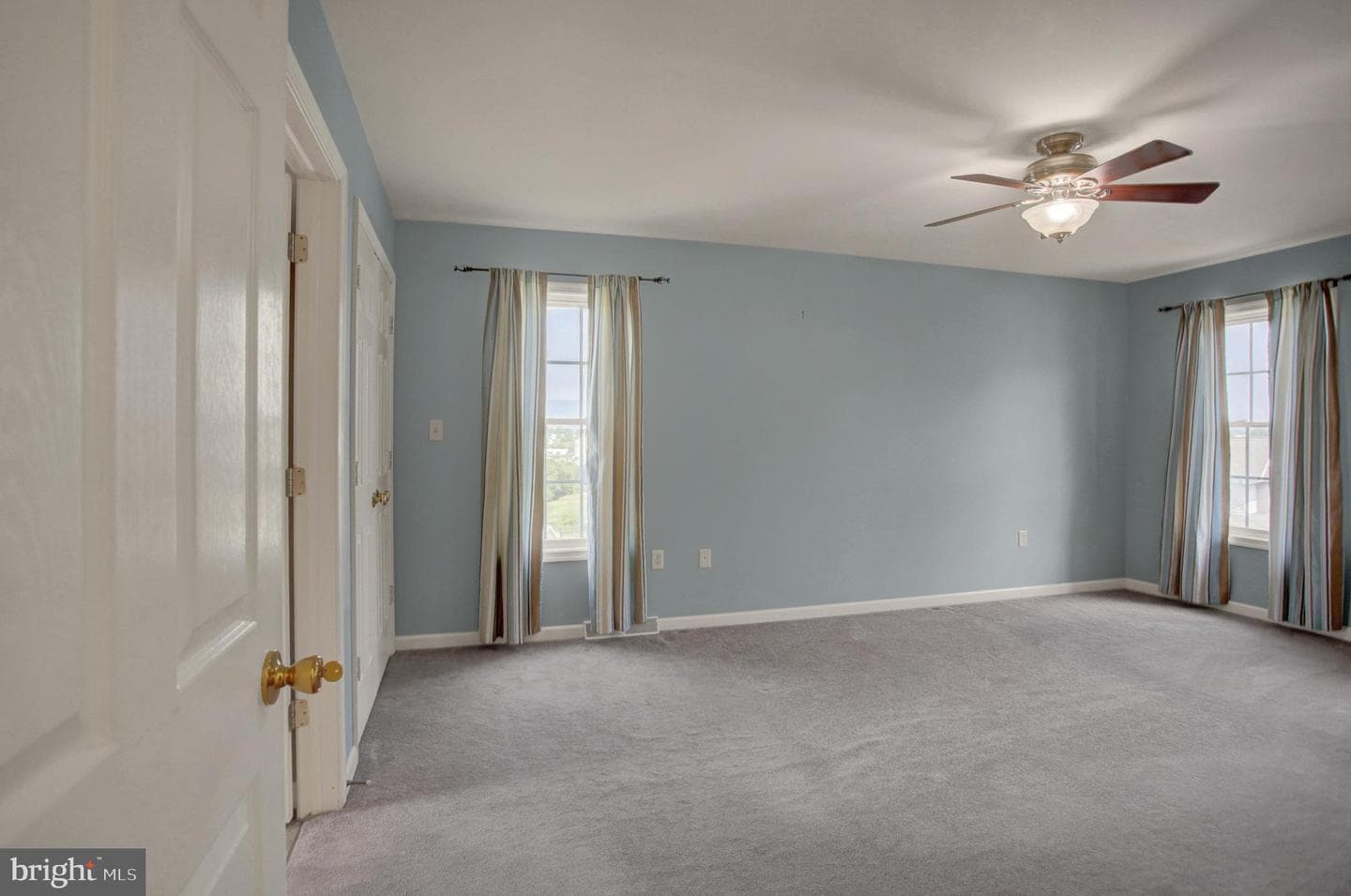 1724 Bell Avenue photo 28