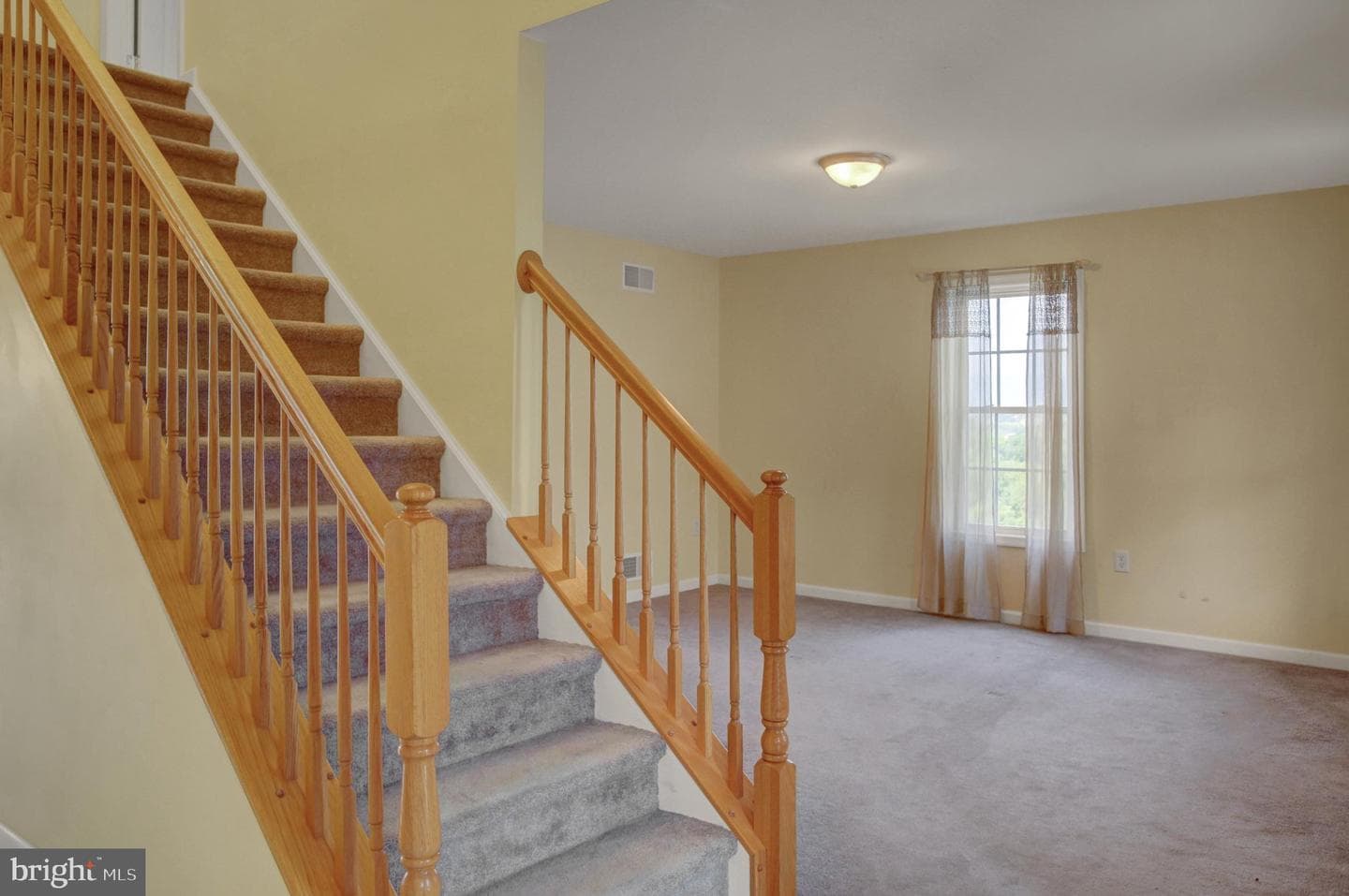 1724 Bell Avenue photo 9