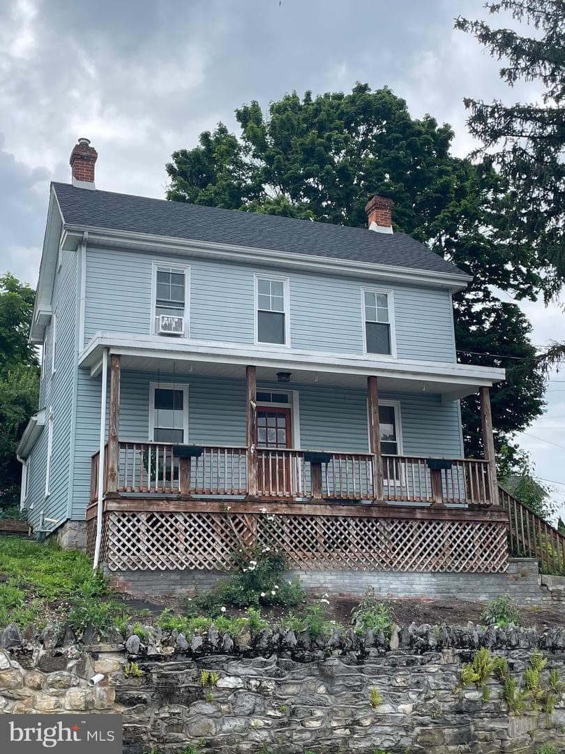 223 Potomac Street N, Waynesboro